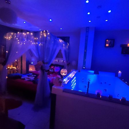 Loft Avec Baignoire Spa Lecrin Romantique Ochancourt Екстериор снимка